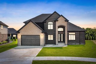 19242 Potomac Drive, Macomb Twp, MI 48044