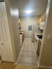 12 -16 Ellery 105, Cambridge, MA 02138