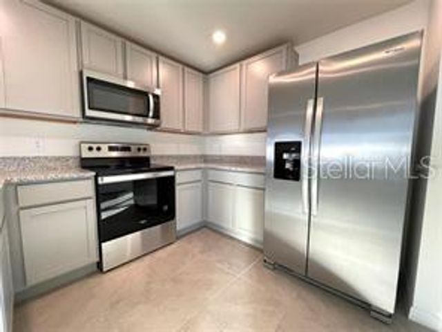 590 SUNLIT CORAL STREET, Ruskin, FL 33570