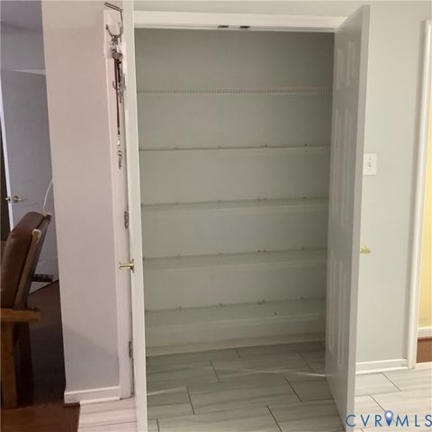 12132 Heath Pond Dr, Ashland, VA 23005