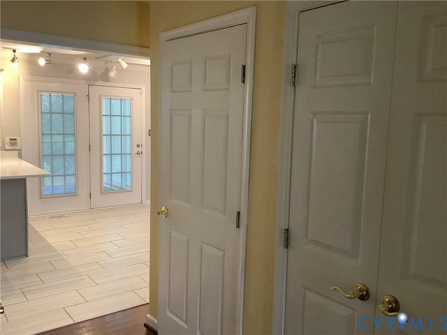 12132 Heath Pond Dr, Ashland, VA 23005