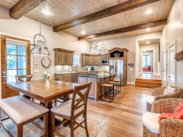 37271 S Cliff Crest Drive, Langley, OK 74301