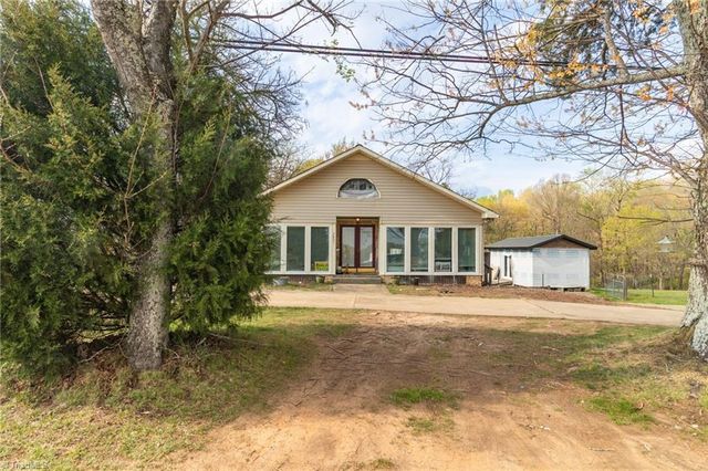 3801 Oak Ridge Road, Summerfield, NC 27358
