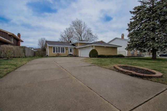 1241 Willow Lane, Schererville, IN 46375