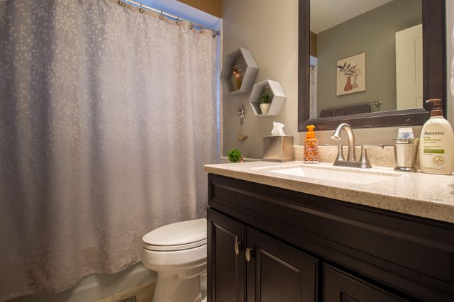 1241 Willow Lane, Schererville, IN 46375