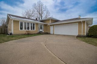 1241 Willow Lane, Schererville, IN 46375