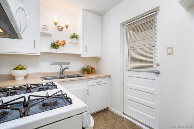 4225 4227 Whittier St, San Diego, CA 92107