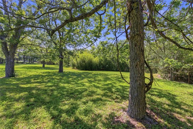 8203 N Madrone TRL N, Austin, TX 78737