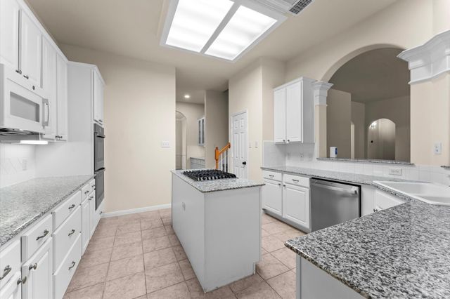 32803 Sunrise Drive, Magnolia, TX 77354