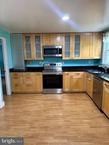 19148 SAINT JOHNSBURY LN, Germantown, MD 20876
