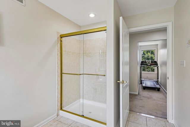 4 GOLDFINCH CT, Plainsboro, NJ 08536