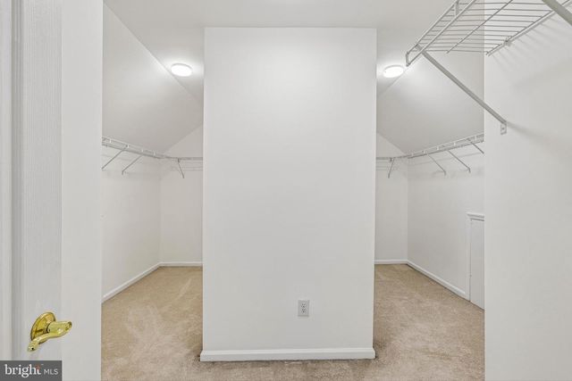 4 GOLDFINCH CT, Plainsboro, NJ 08536