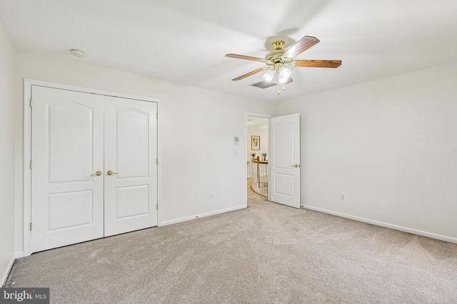 4 GOLDFINCH CT, Plainsboro, NJ 08536