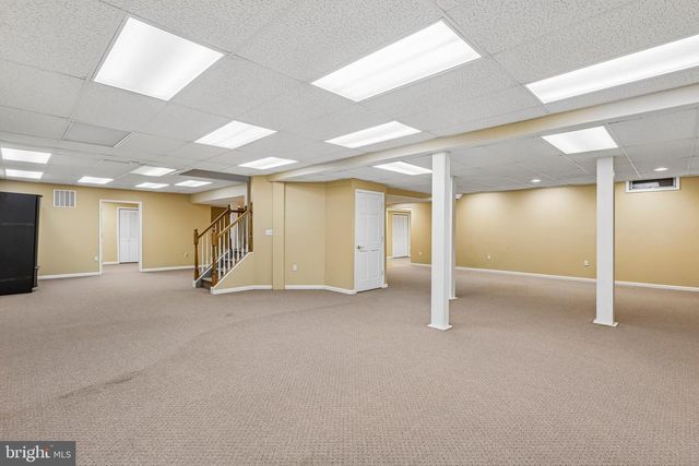 4 GOLDFINCH CT, Plainsboro, NJ 08536