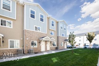 43 E 670 N, Vineyard, UT 84059