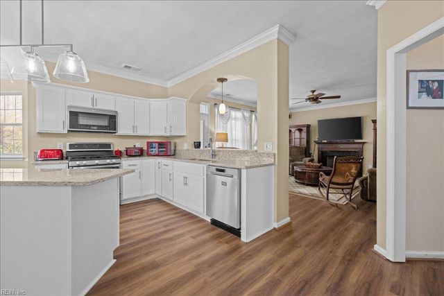 2485 Windy Pines BND, Virginia Beach, VA 23456