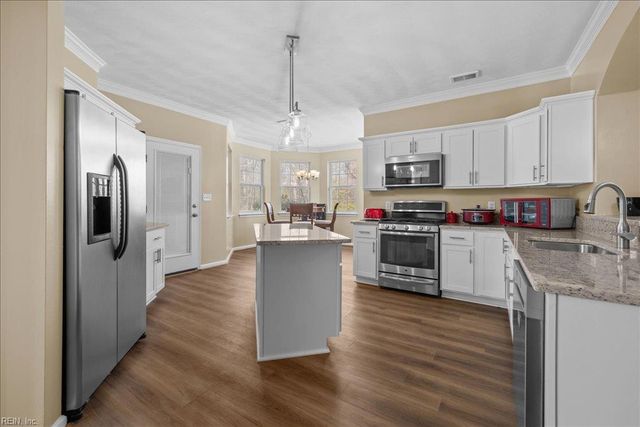 2485 Windy Pines BND, Virginia Beach, VA 23456