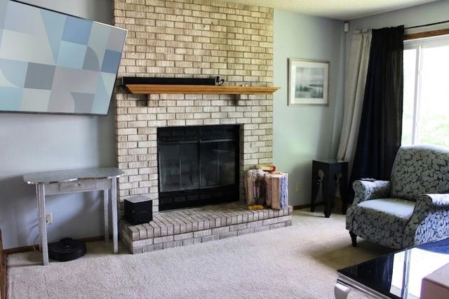 2401 Hazelwood Street, Maplewood, MN 55109