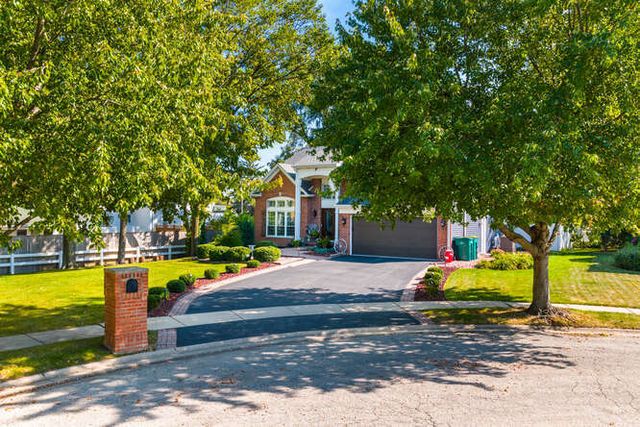 2405 Finn Court, Plainfield, IL 60586