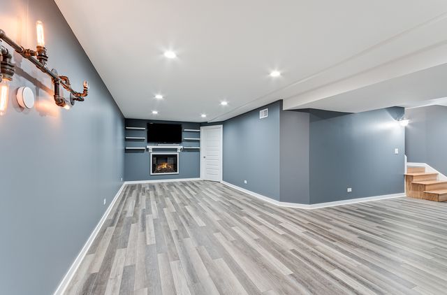2405 Finn Court, Plainfield, IL 60586