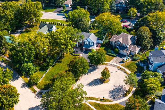 2405 Finn Court, Plainfield, IL 60586