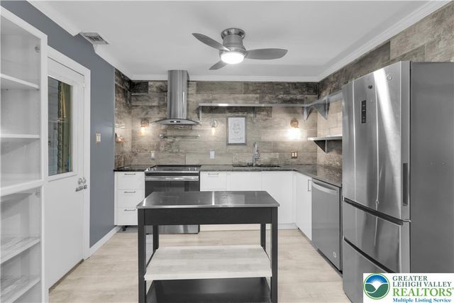 1942 Greenleaf Street, Bethlehem City, PA 18017