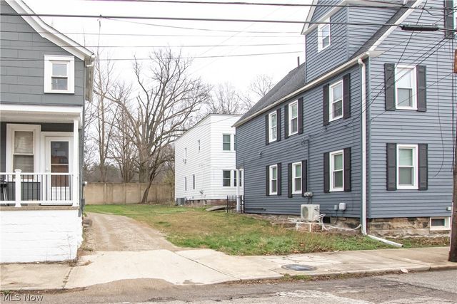 1915 E 123rd Street, Cleveland, OH 44106