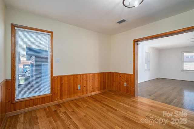 9026 Longview Drive, Charlotte, NC 28214