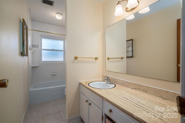 9026 Longview Drive, Charlotte, NC 28214