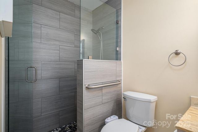 9026 Longview Drive, Charlotte, NC 28214