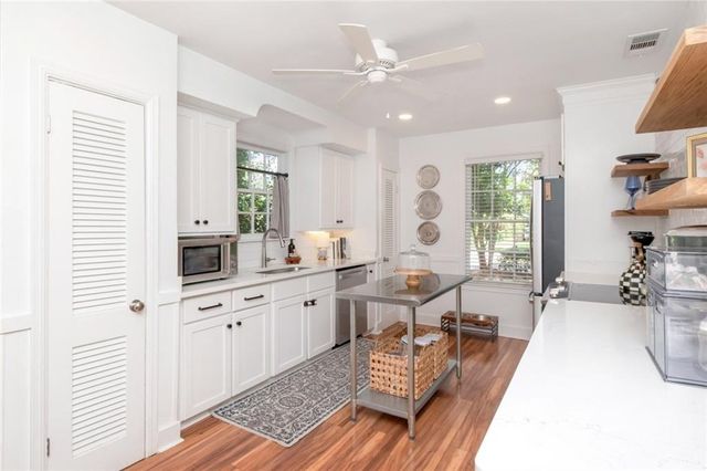 4 Felder Place, Mobile, AL 36606