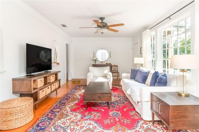 4 Felder Place, Mobile, AL 36606