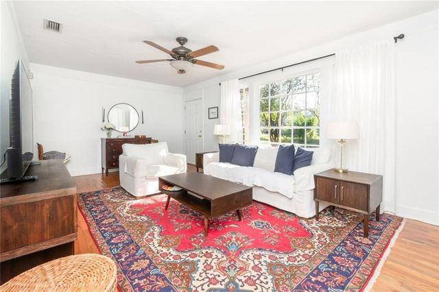 4 Felder Place, Mobile, AL 36606