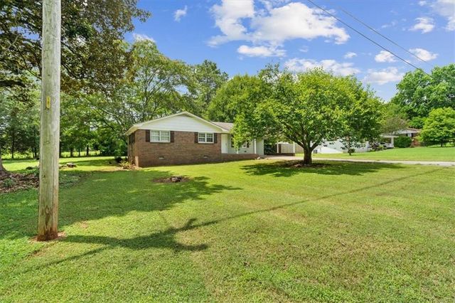 126 Kinman Road SW, Calhoun, GA 30701