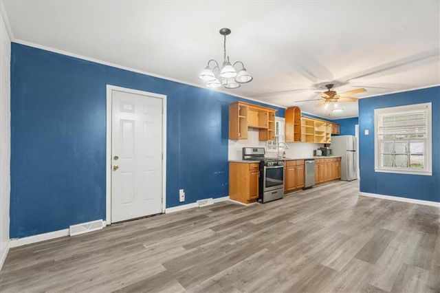 126 Kinman Road SW, Calhoun, GA 30701