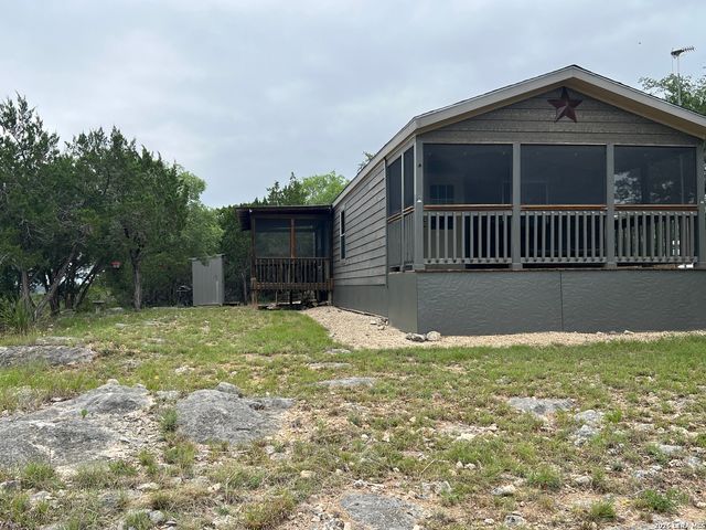333 Spanish Oak, Bandera, TX 78003