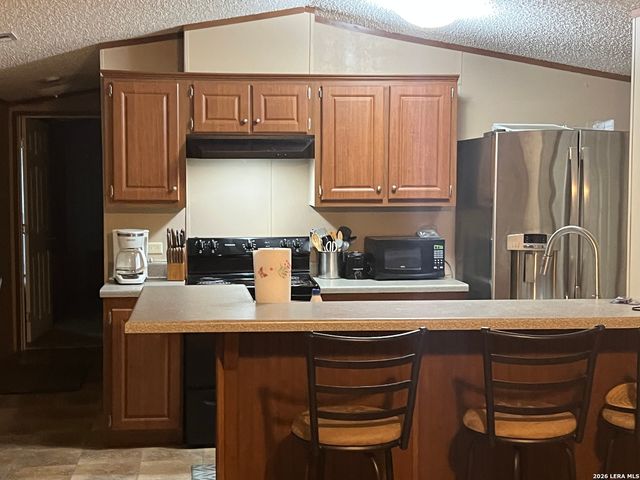 333 Spanish Oak, Bandera, TX 78003