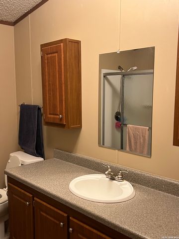 333 Spanish Oak, Bandera, TX 78003