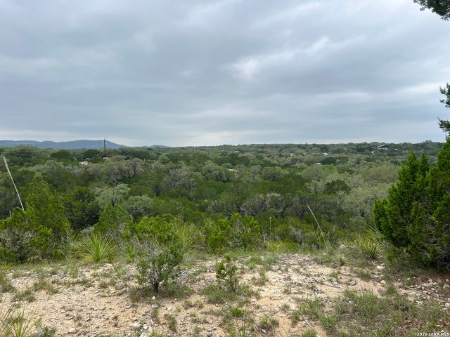 333 Spanish Oak, Bandera, TX 78003