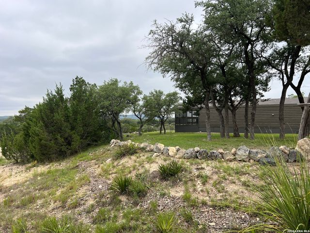 333 Spanish Oak, Bandera, TX 78003