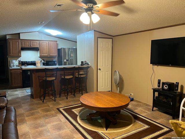 333 Spanish Oak, Bandera, TX 78003