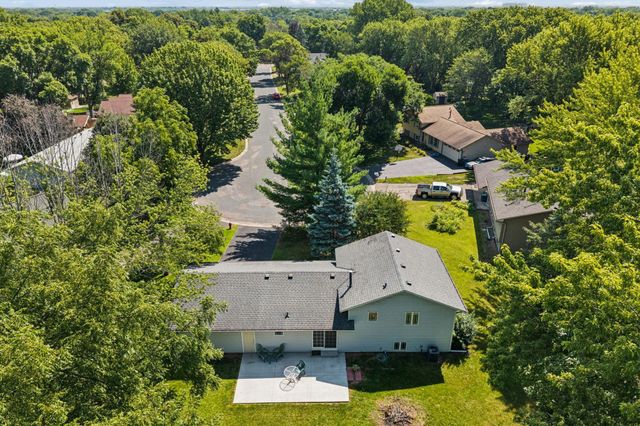 10692 104th Place N, Maple Grove, MN 55369