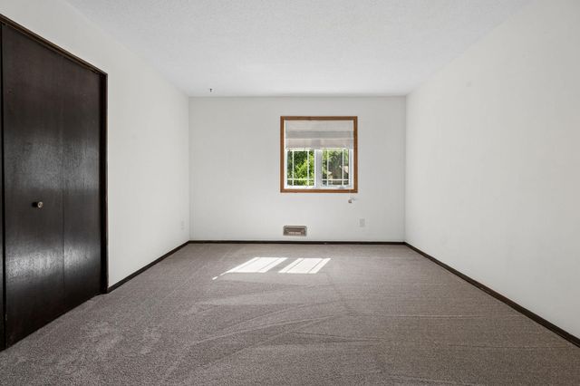 10692 104th Place N, Maple Grove, MN 55369