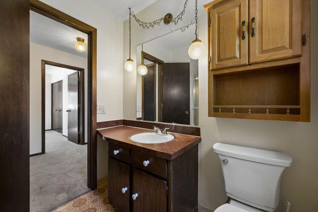10692 104th Place N, Maple Grove, MN 55369