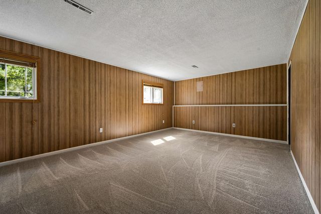 10692 104th Place N, Maple Grove, MN 55369