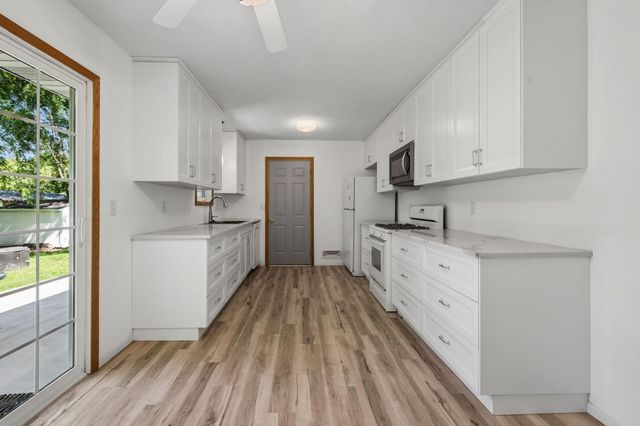 10692 104th Place N, Maple Grove, MN 55369