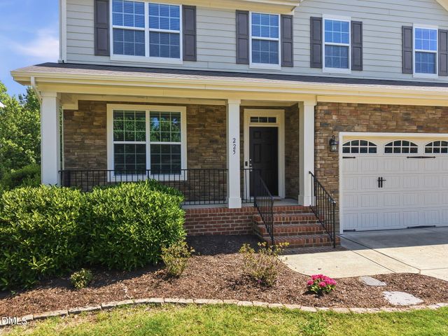 225 Harbor Fog Trail, Holly Springs, NC 27540