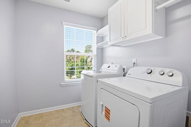 225 Harbor Fog Trail, Holly Springs, NC 27540
