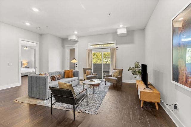 1224 2nd Ave S Apt 202, Nashville, TN 37210