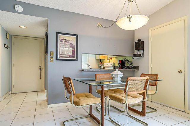 5231 Copperleaf Circle, Delray Beach, FL 33484